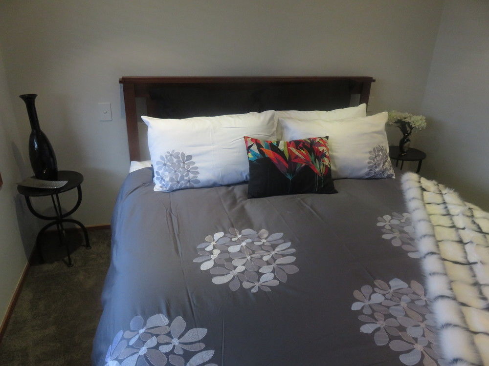 Maples On Harewood Bed & Breakfast Christchurch Exterior photo