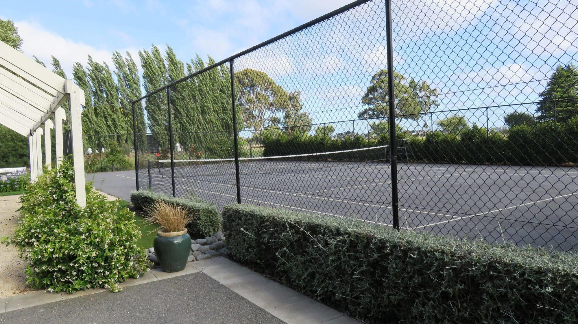 Maples On Harewood Bed & Breakfast Christchurch Exterior photo